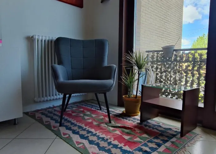 Via San Vitale Daire *